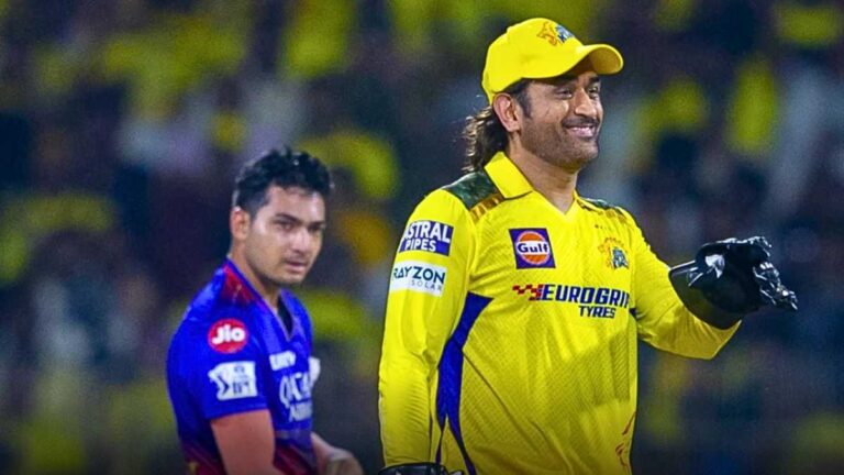Former Indian Opener asks for MS Dhoni's inclusion in the Indian squad for the T20 World Cup